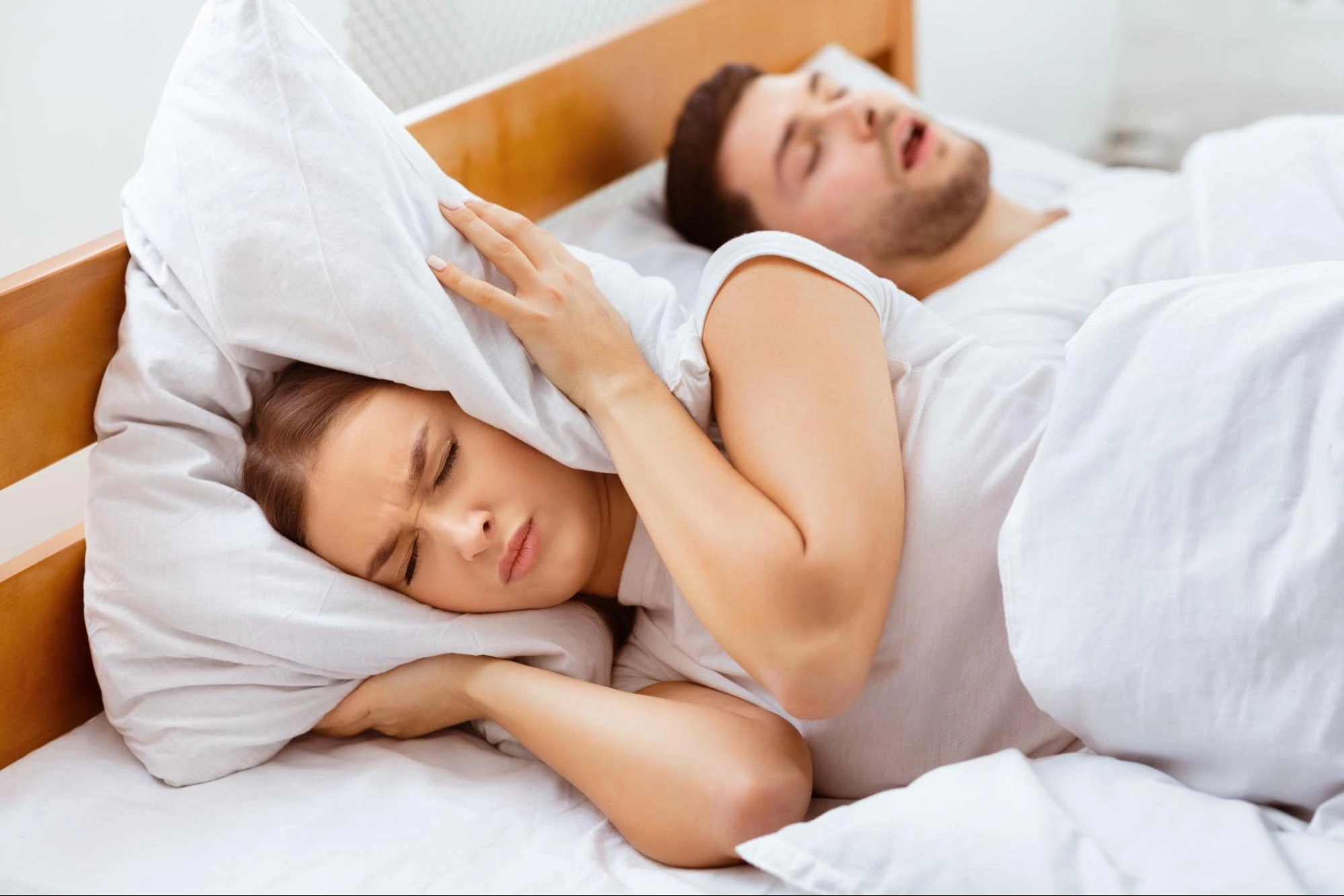 打呼原因有哪些？從鼻塞到睡眠呼吸中止症一次看懂